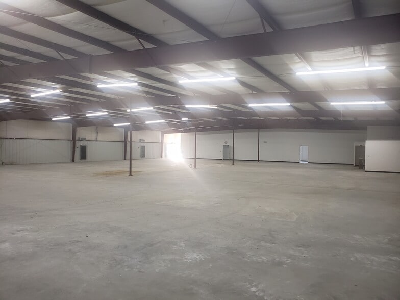 More Photos Of 133 Old Forreston Rd., Greeleyville Light Manufacturing For Sale