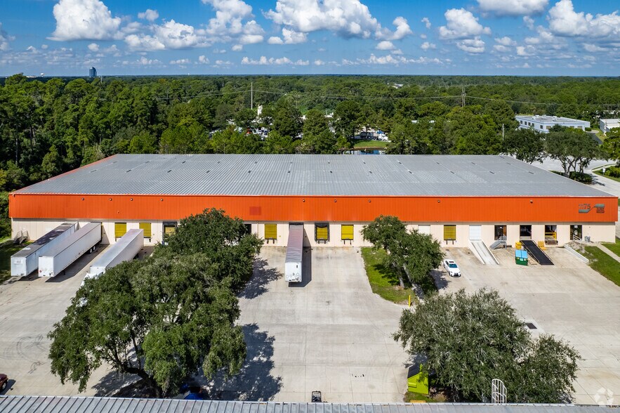 More Photos Of 975 Florida Central Pky, Longwood Unknown For Lease