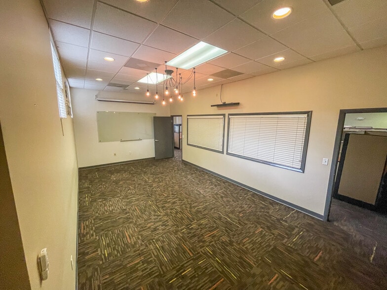 More Photos Of 1560 Kingsley Ave, Orange Park Medical For Sale