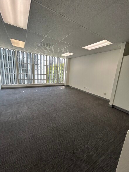 More Photos Of 112-122 S Robertson Blvd, Los Angeles Storefront Retail Office For Sale