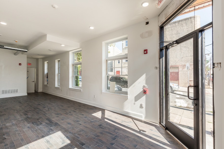 More Photos Of 1452 N 4th St, Philadelphia Storefront Retail Residential For Lease