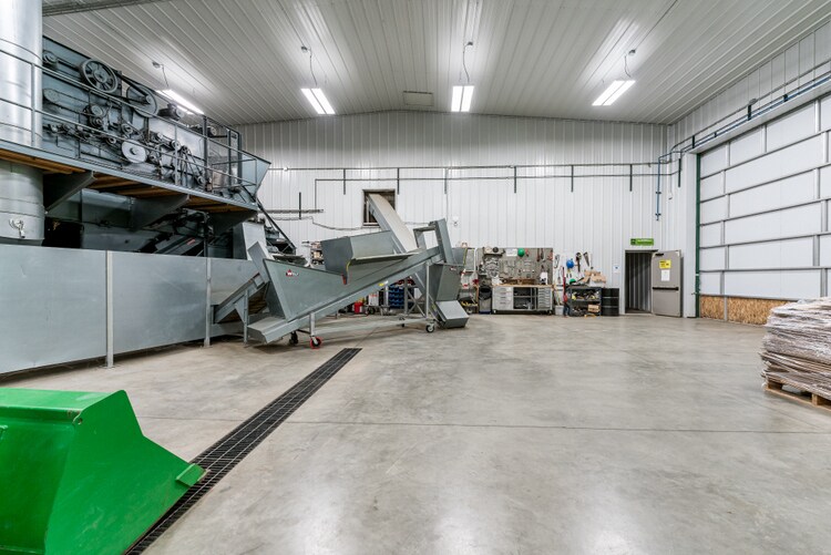 More Photos Of 4630 W Hickory Rd, Hickory Corners Garden Center For Sale