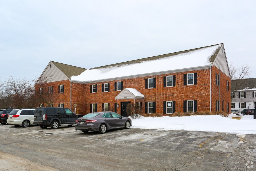 More Photos Of 10144 N Port Washington Rd, Mequon Loft Creative Space For Lease