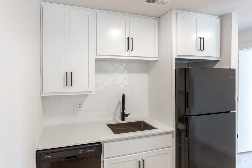 More Photos Of 107 N B St, Salt Lake City Apartments For Sale