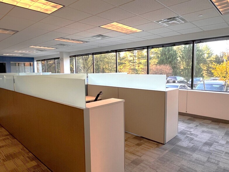 More Photos Of 405 Silverside Rd, Wilmington Office For Sale