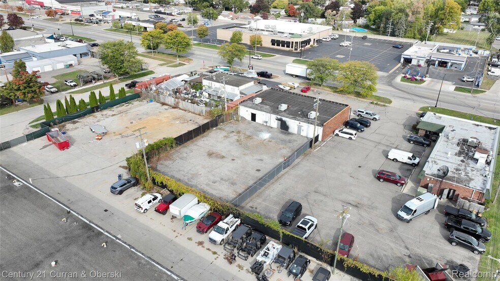 More Photos Of 22909-22917 Van Born Rd, Taylor Freestanding For Sale