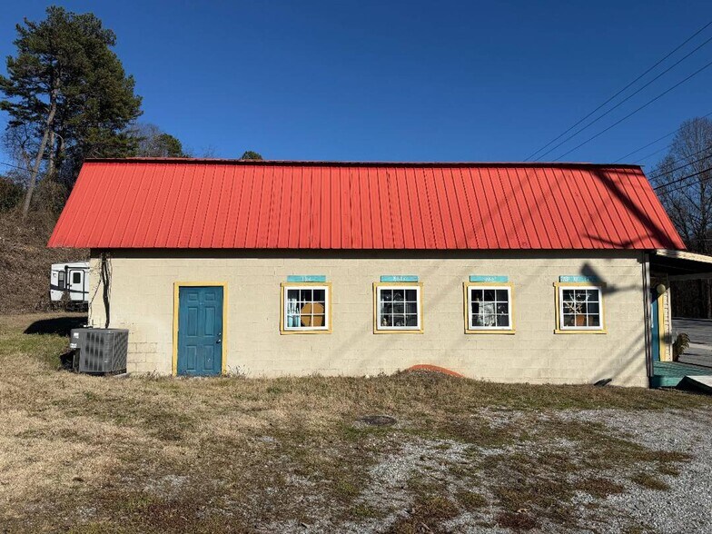 More Photos Of 8719 Hixson, Hixson Freestanding For Sale