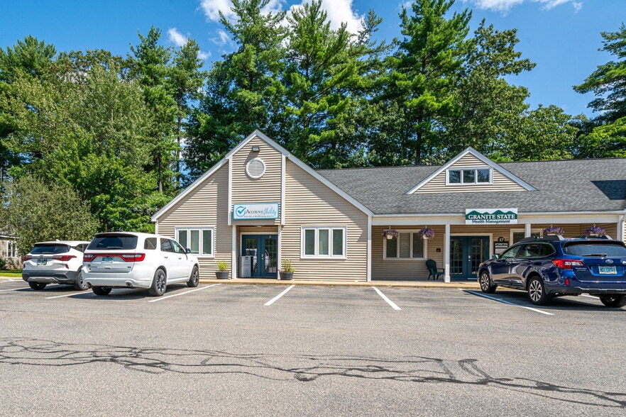 More Photos Of 1 Commons Dr, Londonderry Medical For Lease