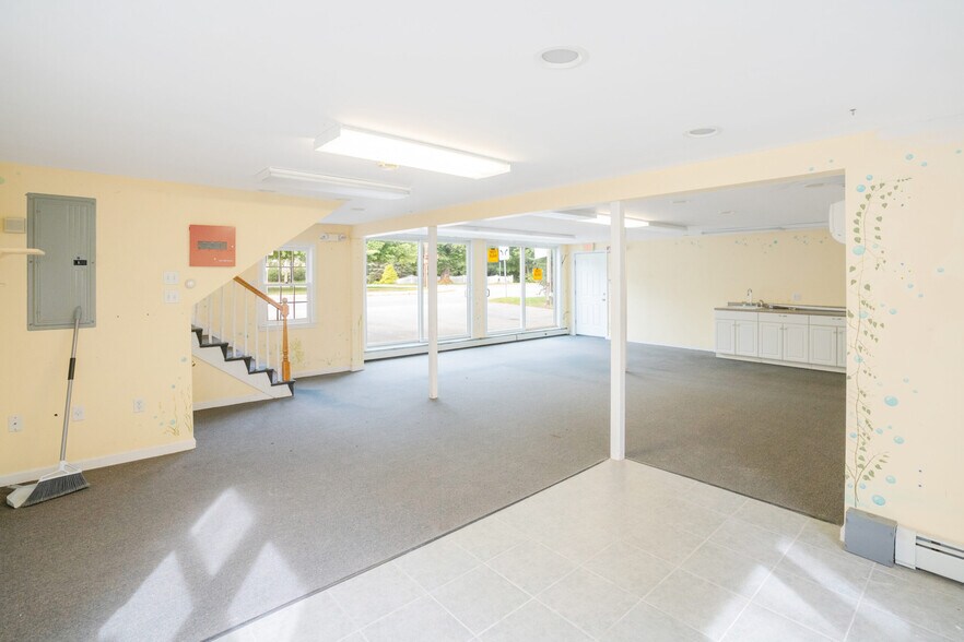 More Photos Of 33 Library St, Georgetown Freestanding For Sale