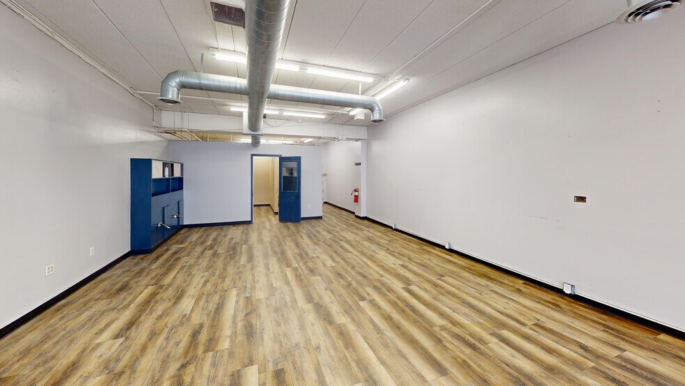 More Photos Of 712 University Ave W, Saint Paul Storefront For Lease