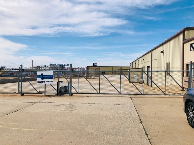 More Photos Of 5353 S Hattie Ave, Oklahoma City Manufacturing For Lease