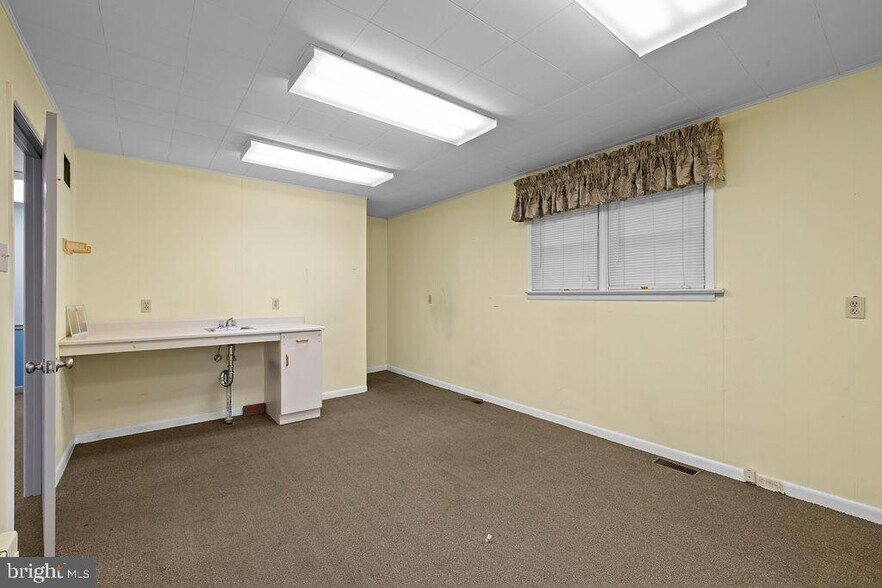 More Photos Of 1569 Swamp Pike, Gilbertsville Office Residential For Sale