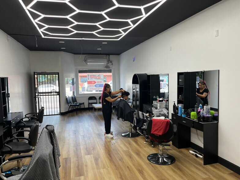 More Photos Of 6032 S Vermont Ave, Los Angeles Storefront Retail Residential For Lease