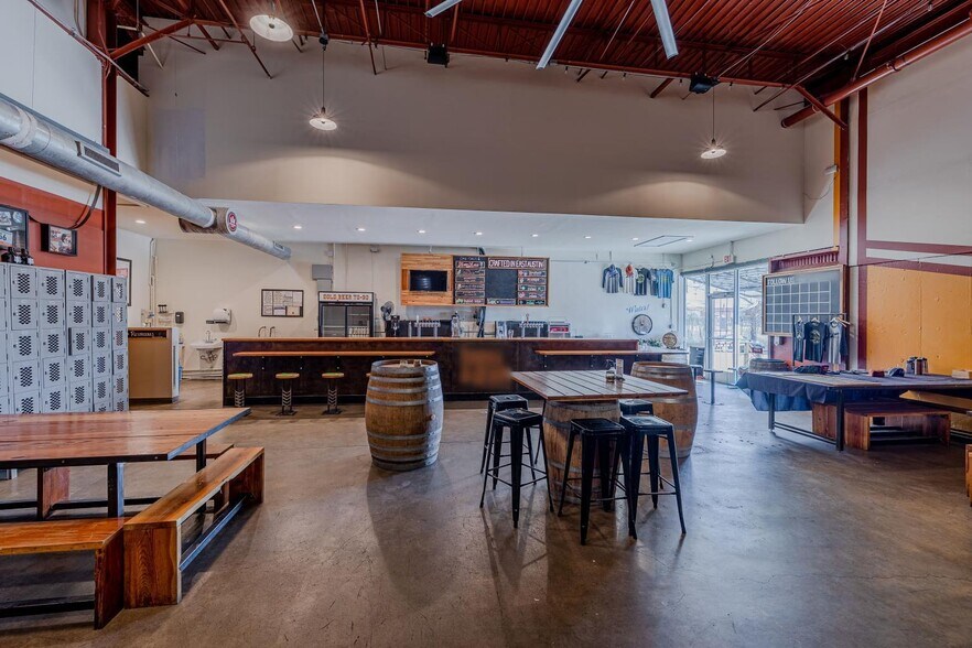 More Photos Of 507 E Calles St, Austin Loft Creative Space For Lease