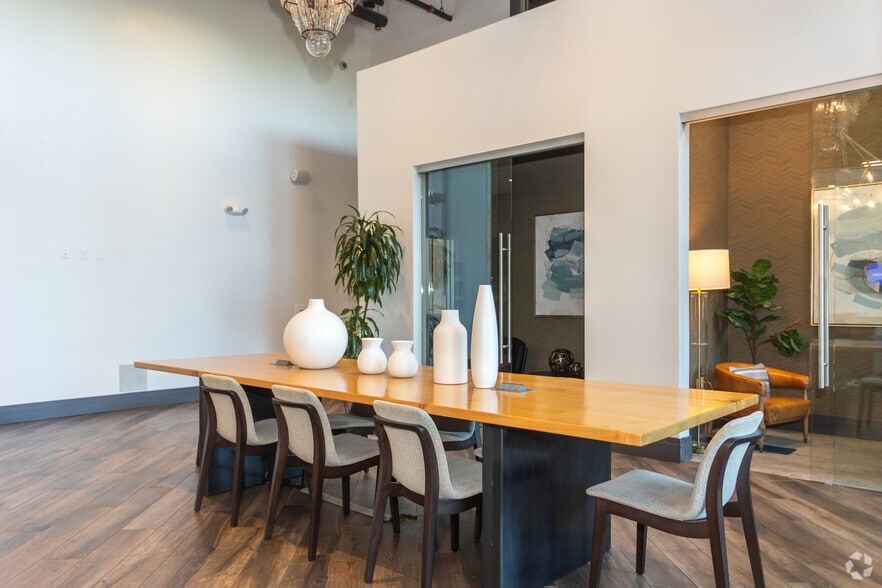 More Photos Of 145 New Bern St, Charlotte Apartments For Lease