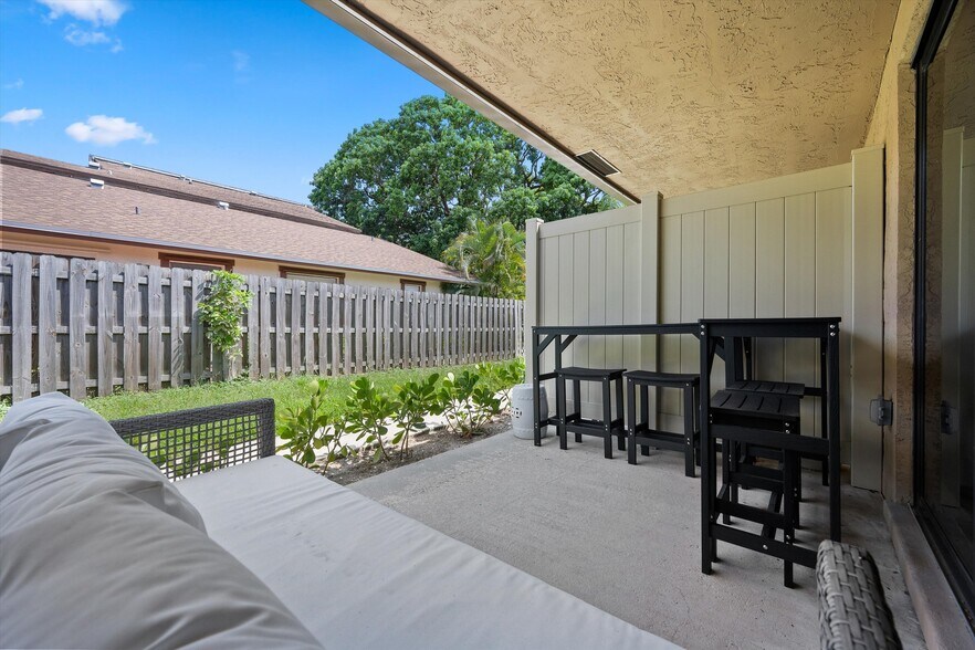 More Photos Of 1262 The 12th Fairway, Wellington Apartments For Sale