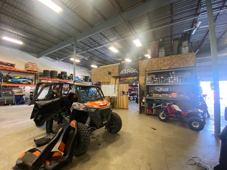 More Photos Of 1000 W 66th Ct, Anchorage Warehouse For Sale