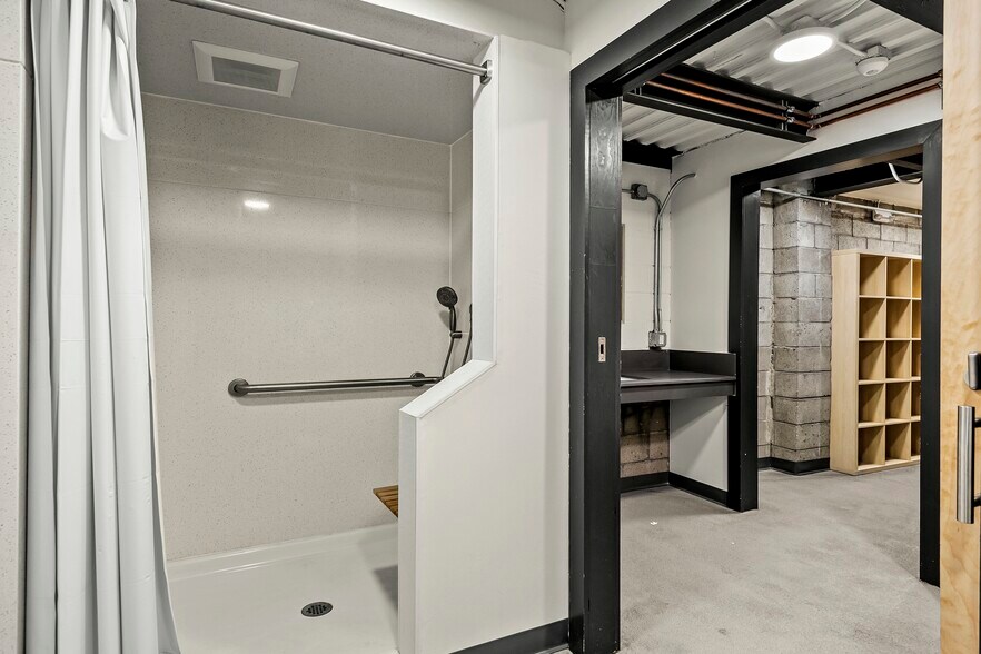 More Photos Of 5532 San Pablo Ave, Oakland Warehouse For Sale