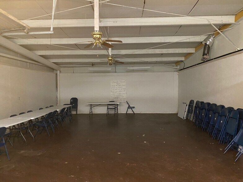 More Photos Of 1243 Nelle St, Tupelo Warehouse For Sale