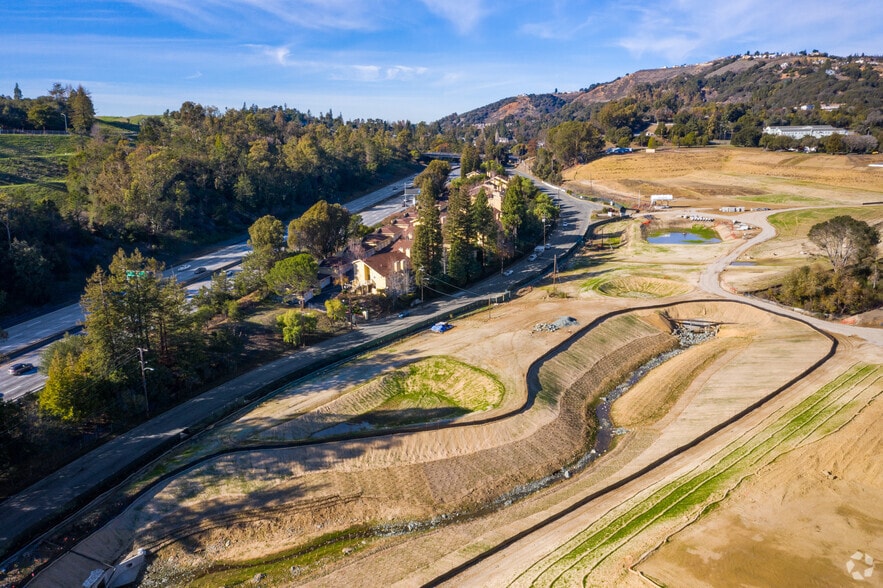 More Photos Of 8750 Mountain Blvd, Oakland Land For Sale