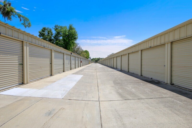 Primary Photo Of 1365 E Semoran Blvd, Apopka Self Storage For Lease