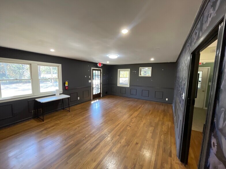 More Photos Of 710 Gaines School Rd, Athens General Retail For Sale