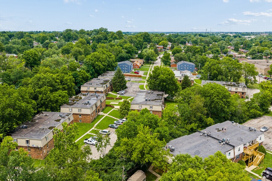 More Photos Of 1328-1344 Devonport Dr, Lexington Apartments For Sale