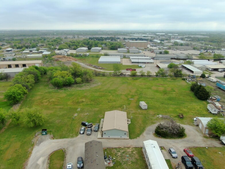 More Photos Of 4612 County Road 616, Alvarado Multifamily For Sale