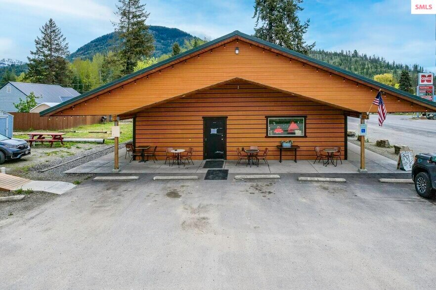 More Photos Of 213 E 4th Ave, Clark Fork Restaurant For Sale