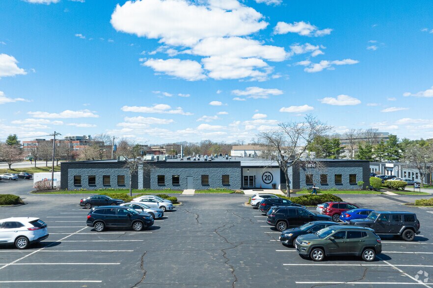 More Photos Of 20 Blanchard Rd, Burlington Flex For Lease