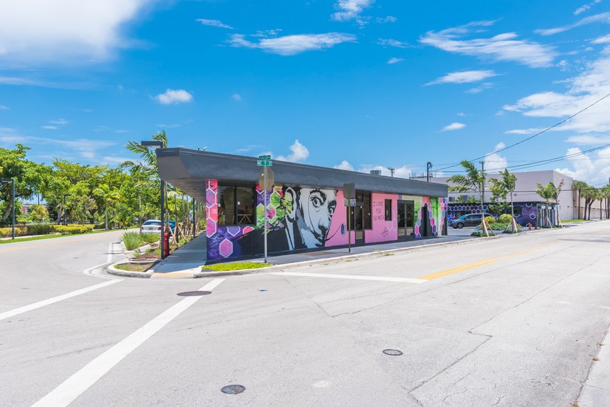 More Photos Of 900 N Flagler Dr, Fort Lauderdale General Retail For Lease