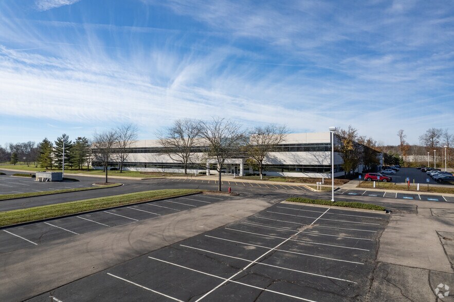 More Photos Of 4101 Founders Blvd, Batavia Warehouse For Lease