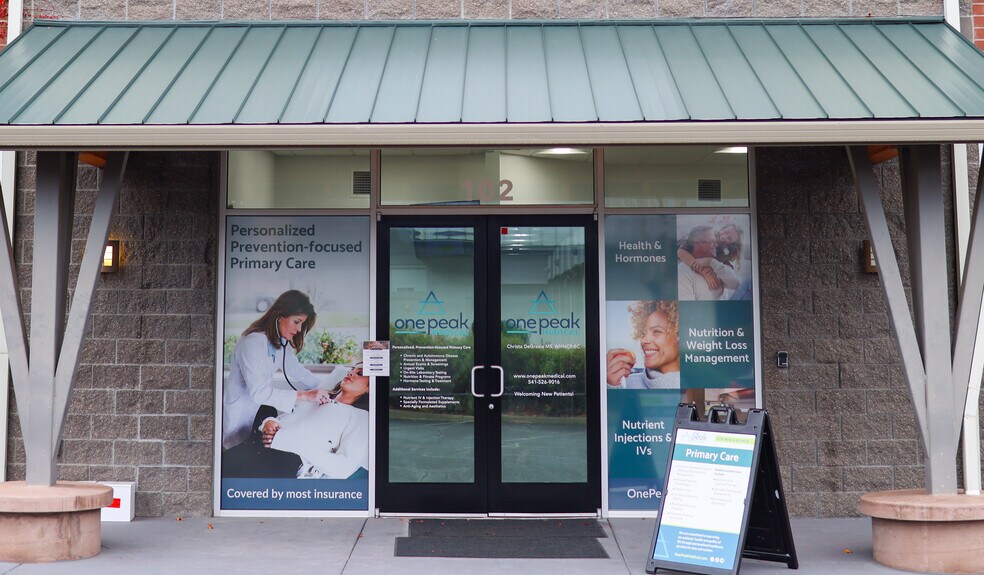 More Photos Of 2205 Ashland St, Ashland Storefront Retail Office For Sale