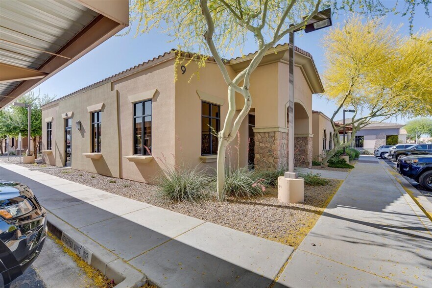 More Photos Of 16515 S 40th St, Phoenix Office For Sale