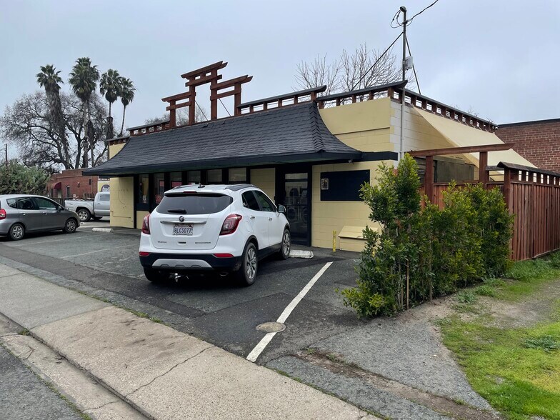 More Photos Of 38 Main St, Isleton General Retail For Sale