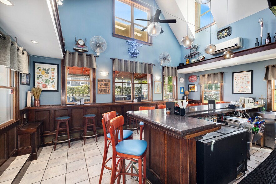 More Photos Of 130 Chapel St, New Shoreham Storefront Retail Residential For Sale