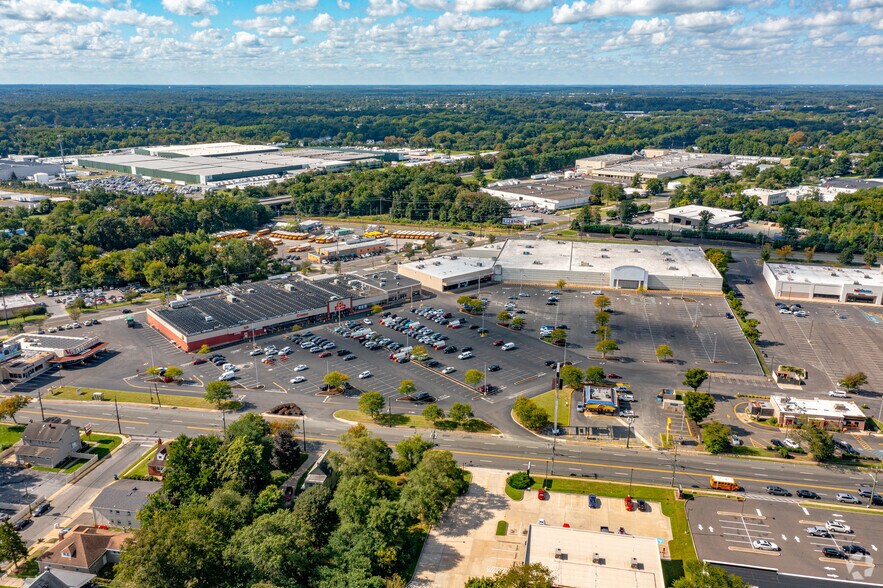 More Photos Of 200 White Horse Pike N, Lawnside Supermarket For Lease