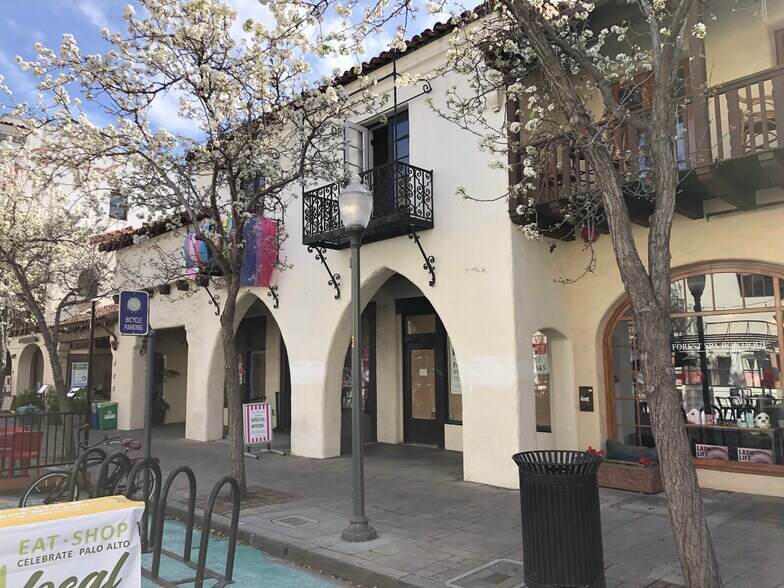 More Photos Of 532-536 Ramona St, Palo Alto Storefront For Lease