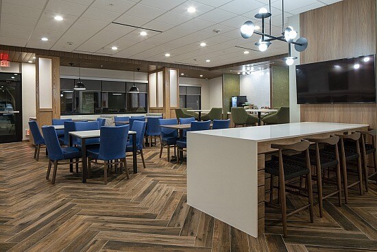 More Photos Of 6557 S Interstate 35 E, Corinth Hotel For Sale