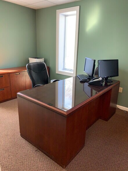 More Photos Of 569 Boston Post Rd, Orange Office For Lease
