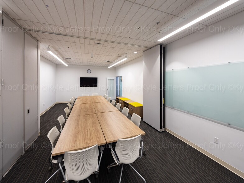 More Photos Of 455 Portage Ave, Palo Alto Research And Development For Lease