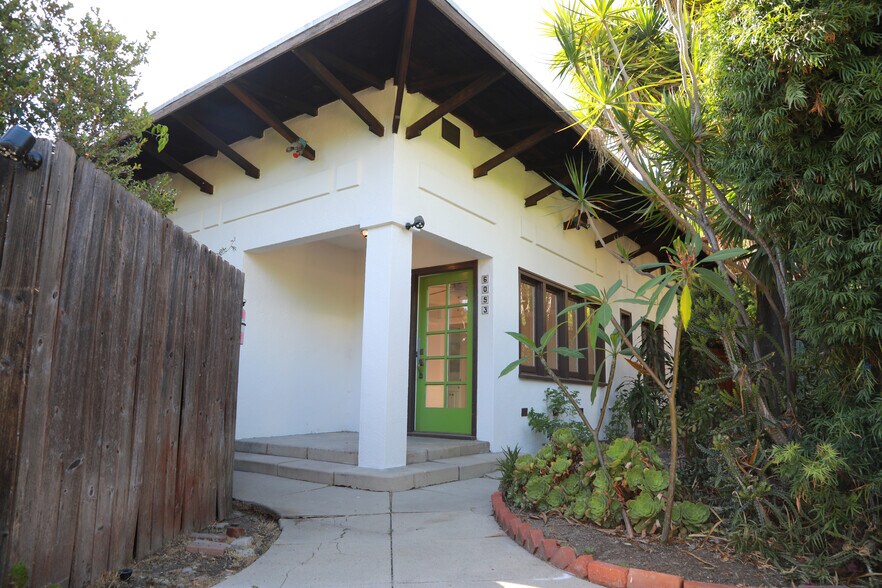 More Photos Of 6043-6053 Selma Ave, Los Angeles Apartments For Sale