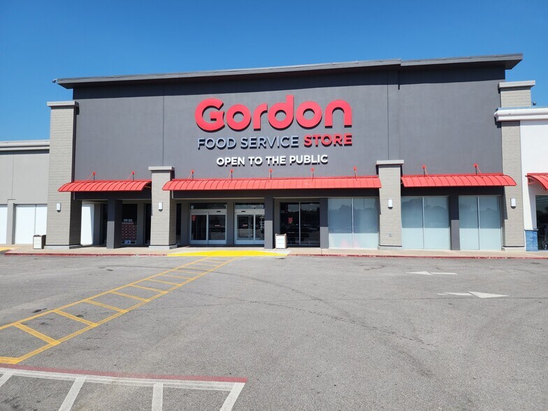 More Photos Of 5121-5155 Antoine Dr, Houston Unknown For Lease