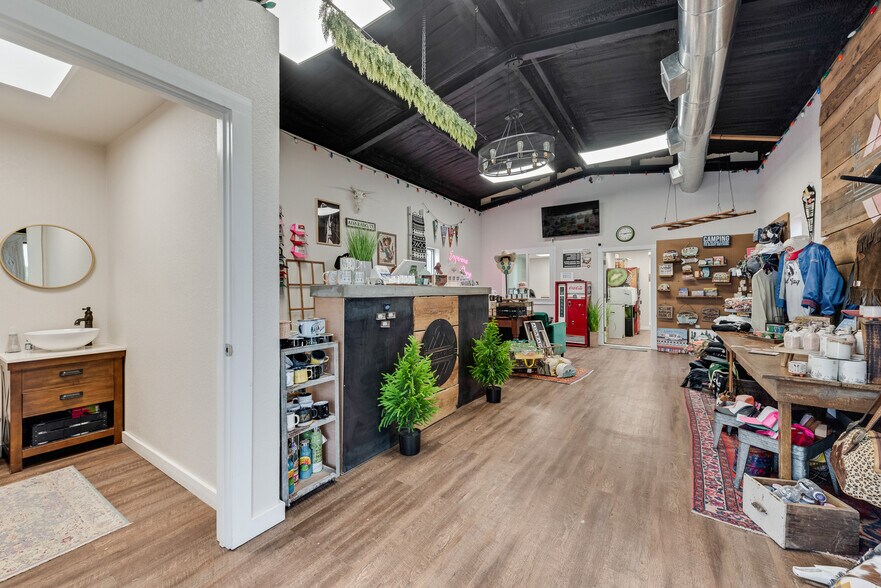 More Photos Of 133 FM 2738, Alvarado Industrial For Sale