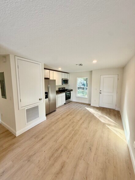 More Photos Of 505 27th St, Fort Pierce Multifamily For Sale