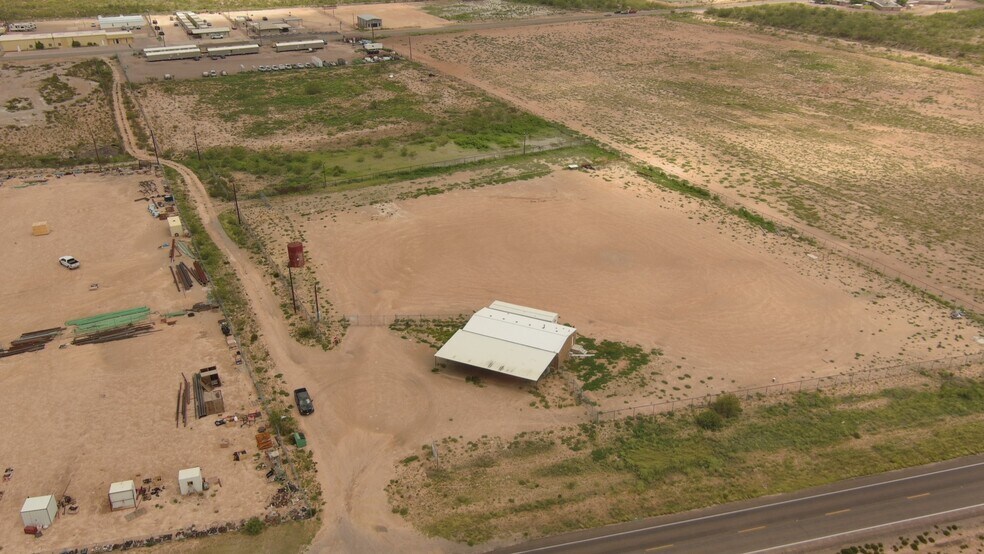 More Photos Of 1401 IH-20, Monahans Land For Sale