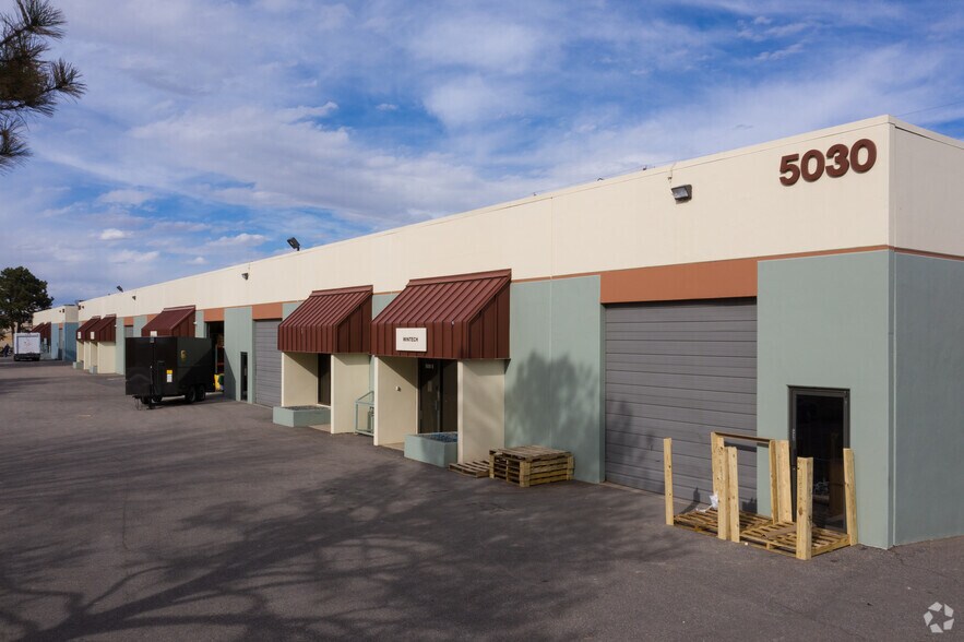 More Photos Of 4920-5060 Nome St, Denver Warehouse For Lease