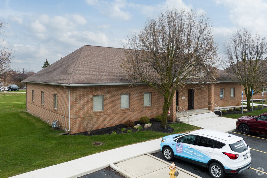 More Photos Of 900 W South Boundary St, Perrysburg Unknown For Sale