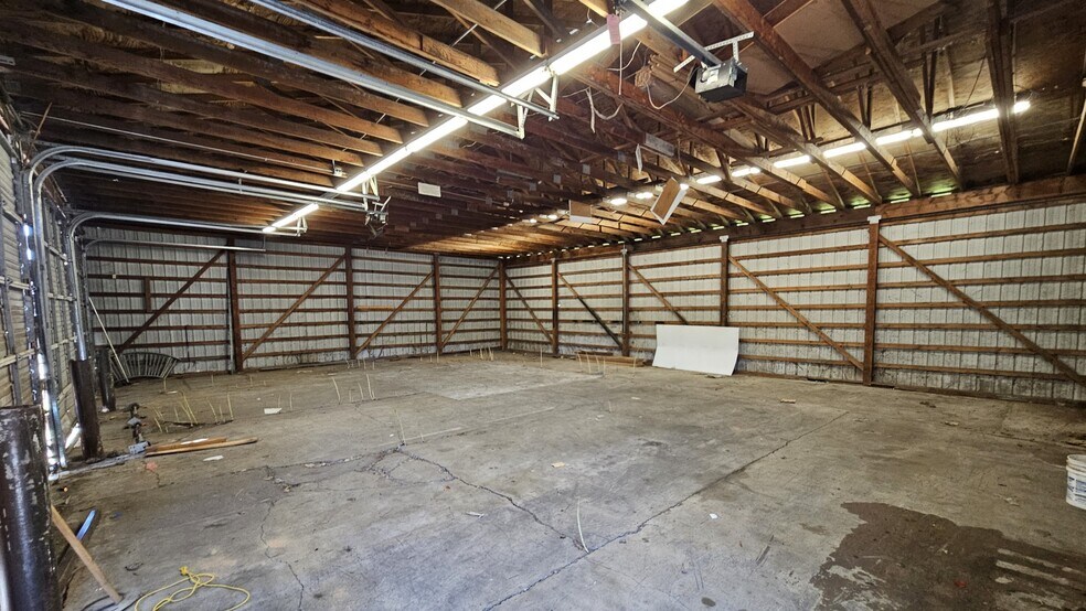 More Photos Of , Kelso Unknown For Sale