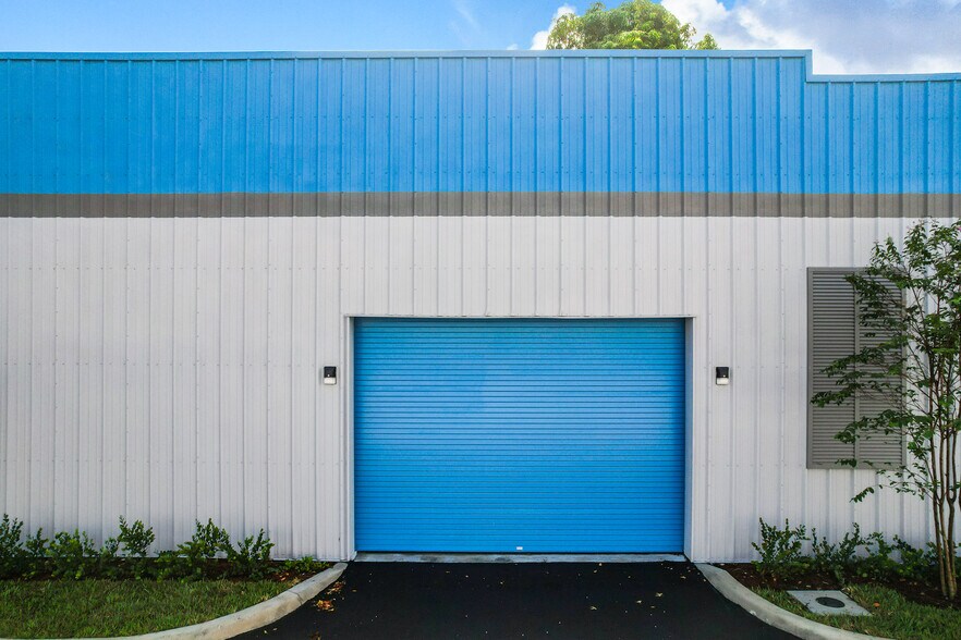 More Photos Of 621 NE 1st Ave, Pompano Beach Warehouse For Sale